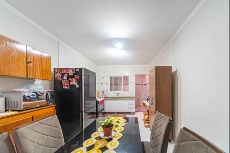 Casa para alugar com 133m², 3 quartos e 2 vagasCopa e Cozinha 