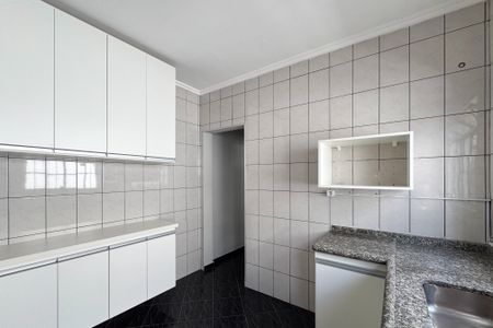 Casa para alugar com 149m², 3 quartos e 2 vagasCozinha 