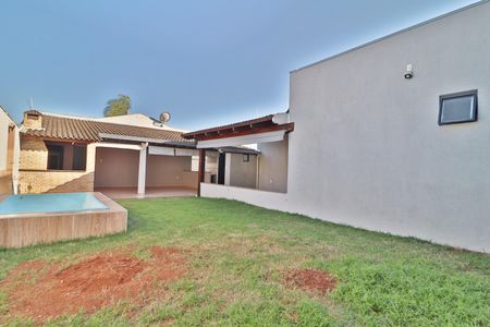 Casa para alugar com 250m², 4 quartos e 3 vagasQuintal