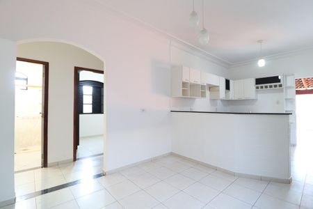 Casa para alugar com 250m², 4 quartos e 3 vagasCopa