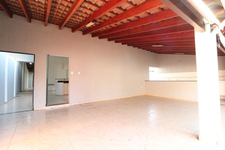 Casa para alugar com 250m², 4 quartos e 3 vagasVaranda