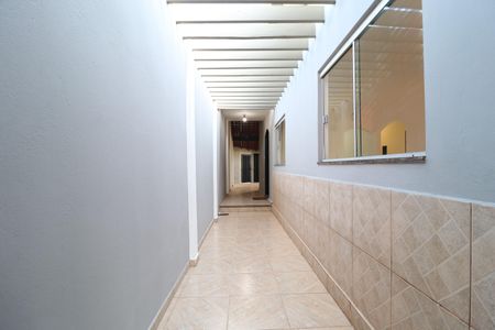 Casa para alugar com 250m², 4 quartos e 3 vagasCorredor