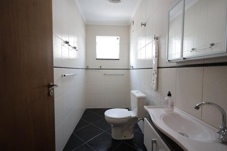 Casa para alugar com 185m², 3 quartos e 4 vagasBanheiro Quarto Suíte 1