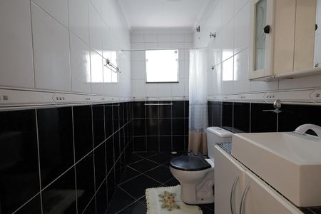 Casa para alugar com 185m², 3 quartos e 4 vagasBanheiro Quarto Suíte 3