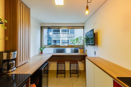 Apartamento à venda com 71m², 1 quarto e 1 vagaÁrea de Serviço