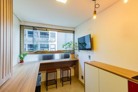 Apartamento à venda com 71m², 1 quarto e 1 vagaÁrea de Serviço