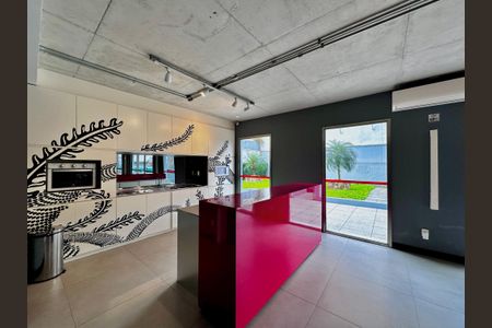Apartamento à venda com 71m², 1 quarto e 1 vagaÁrea comum - Coworking