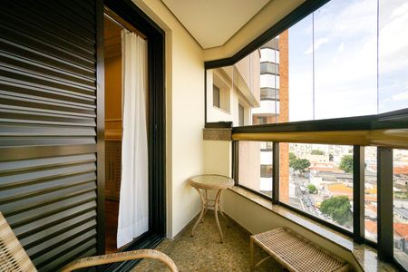 Apartamento à venda com 250m², 4 quartos e 4 vagas Apartamento à venda com 250m², 4 quartos e 4 vagasVaranda da suíte 02