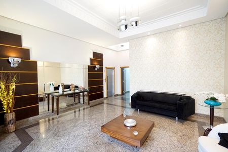 Apartamento à venda com 250m², 4 quartos e 4 vagasHall social