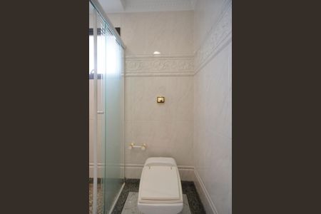 Apartamento à venda com 250m², 4 quartos e 4 vagasBanheiro da suíte 03