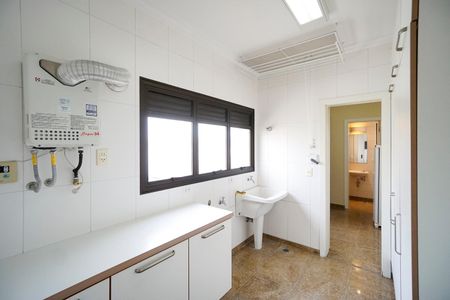 Apartamento à venda com 250m², 4 quartos e 4 vagasÁrea de serviço