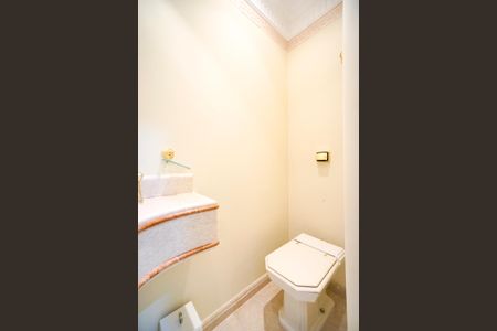 Apartamento à venda com 250m², 4 quartos e 4 vagasLavabo