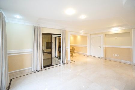 Apartamento à venda com 250m², 4 quartos e 4 vagasSala de estar
