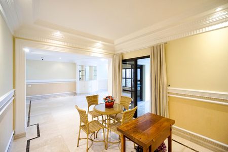 Sala de jantar de apartamento à venda com 4 quartos, 250m² em Tatuapé, São Paulo