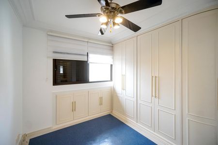 Apartamento à venda com 250m², 4 quartos e 4 vagasSuíte 03