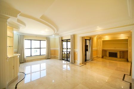 Sala de estar de apartamento à venda com 4 quartos, 250m² em Tatuapé, São Paulo