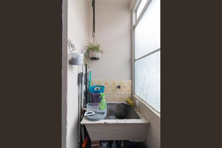 Apartamento à venda com 60m², 2 quartos e sem vagaCozinha e Área de Serviço