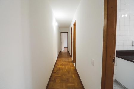 Apartamento à venda com 75m², 2 quartos e 1 vagaCorredor
