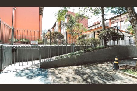 Apartamento à venda com 75m², 2 quartos e 1 vagaEntrada