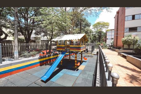 Apartamento à venda com 75m², 2 quartos e 1 vagaÁrea comum - Playground