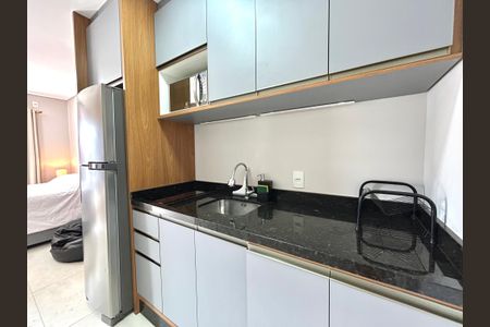 Cozinha  de kitnet/studio para alugar com 1 quarto, 29m² em Campeche, Florianópolis