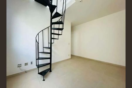 Sala de apartamento para alugar com 2 quartos, 100m² em Estrela Dalva, Belo Horizonte