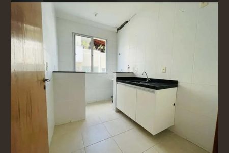 Cozinha de apartamento para alugar com 2 quartos, 100m² em Estrela Dalva, Belo Horizonte