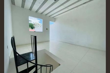 Apartamento para alugar com 2 quartos, 100m² em Estrela Dalva, Belo Horizonte