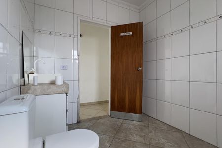 Casa para alugar com 120m², 3 quartos e 2 vagasBanheiro