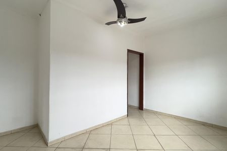 Casa para alugar com 120m², 3 quartos e 2 vagasSala
