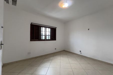 Casa para alugar com 120m², 3 quartos e 2 vagasQuarto 1