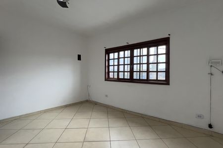 Casa para alugar com 120m², 3 quartos e 2 vagasSala