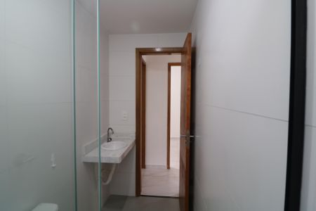 Apartamento para alugar com 43m², 2 quartos e sem vagaBanheiro