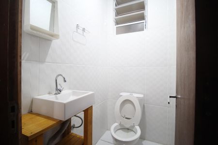Casa à venda com 83m², 2 quartos e 1 vagaLavabo