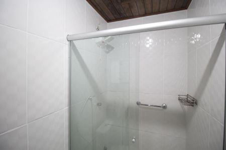 Casa à venda com 83m², 2 quartos e 1 vagaBanheiro