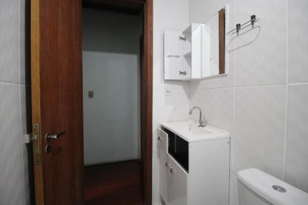 Casa à venda com 83m², 2 quartos e 1 vagaBanheiro