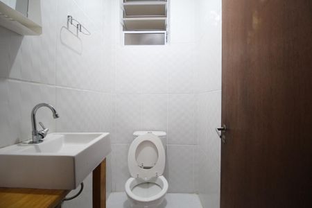 Casa à venda com 83m², 2 quartos e 1 vagaLavabo