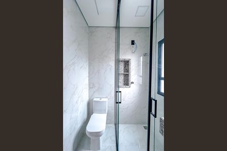 Casa à venda com 150m², 4 quartos e 3 vagasBanheiro da Suíte 2