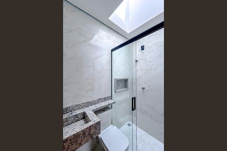 Casa à venda com 150m², 4 quartos e 3 vagasBanheiro