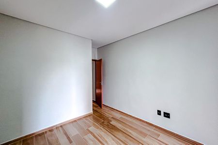 Casa à venda com 150m², 4 quartos e 3 vagasQuarto 2 - Suíte