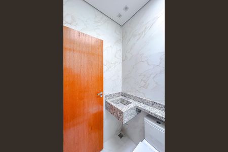 Casa à venda com 150m², 4 quartos e 3 vagasBanheiro