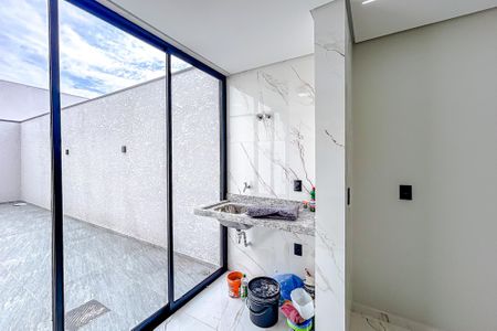 Casa à venda com 150m², 4 quartos e 3 vagasCozinha e Área de Serviço