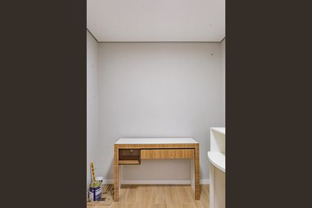 Quarto 1 de apartamento para alugar com 2 quartos, 32m² em Vila Moraes, São Paulo