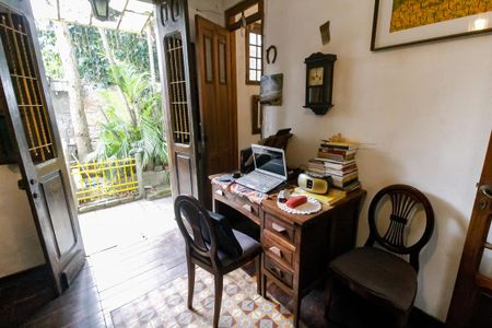 Casa para alugar com 398m², 4 quartos e 2 vagas Casa para alugar com 398m², 4 quartos e 2 vagasSala 2
