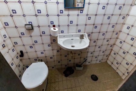 Casa para alugar com 398m², 4 quartos e 2 vagas Casa para alugar com 398m², 4 quartos e 2 vagasBanheiro de serviço