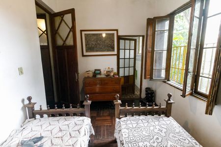 Casa para alugar com 398m², 4 quartos e 2 vagas Casa para alugar com 398m², 4 quartos e 2 vagasSuíte 1