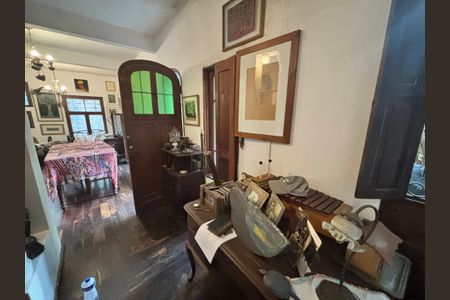 Casa para alugar com 398m², 4 quartos e 2 vagas Casa para alugar com 398m², 4 quartos e 2 vagasSala de Jantar