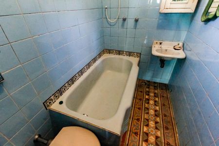 Casa para alugar com 398m², 4 quartos e 2 vagas Casa para alugar com 398m², 4 quartos e 2 vagasBanheiro da Suíte 3