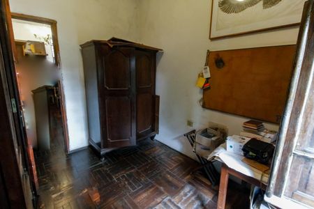 Casa para alugar com 398m², 4 quartos e 2 vagas Casa para alugar com 398m², 4 quartos e 2 vagasQuarto 1