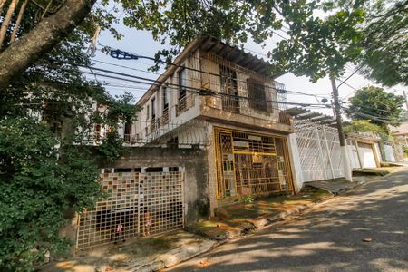 Casa para alugar com 398m², 4 quartos e 2 vagas Casa para alugar com 398m², 4 quartos e 2 vagasFachada casa